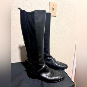 Tory Burch Boots - Size 7 ✨